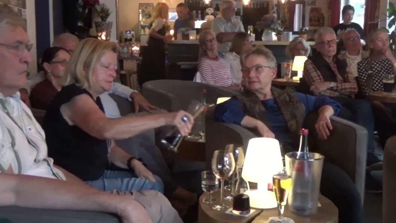 Claude Bourbon - The Guitar Don't Lie   Mandy's Lounge - GERMANY