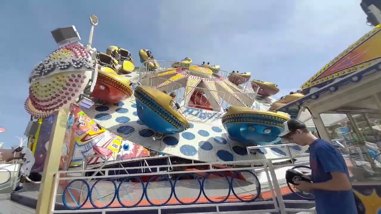 Nouveau Flipper Huss de la Famille Fleur à la Schueberfouer 2023