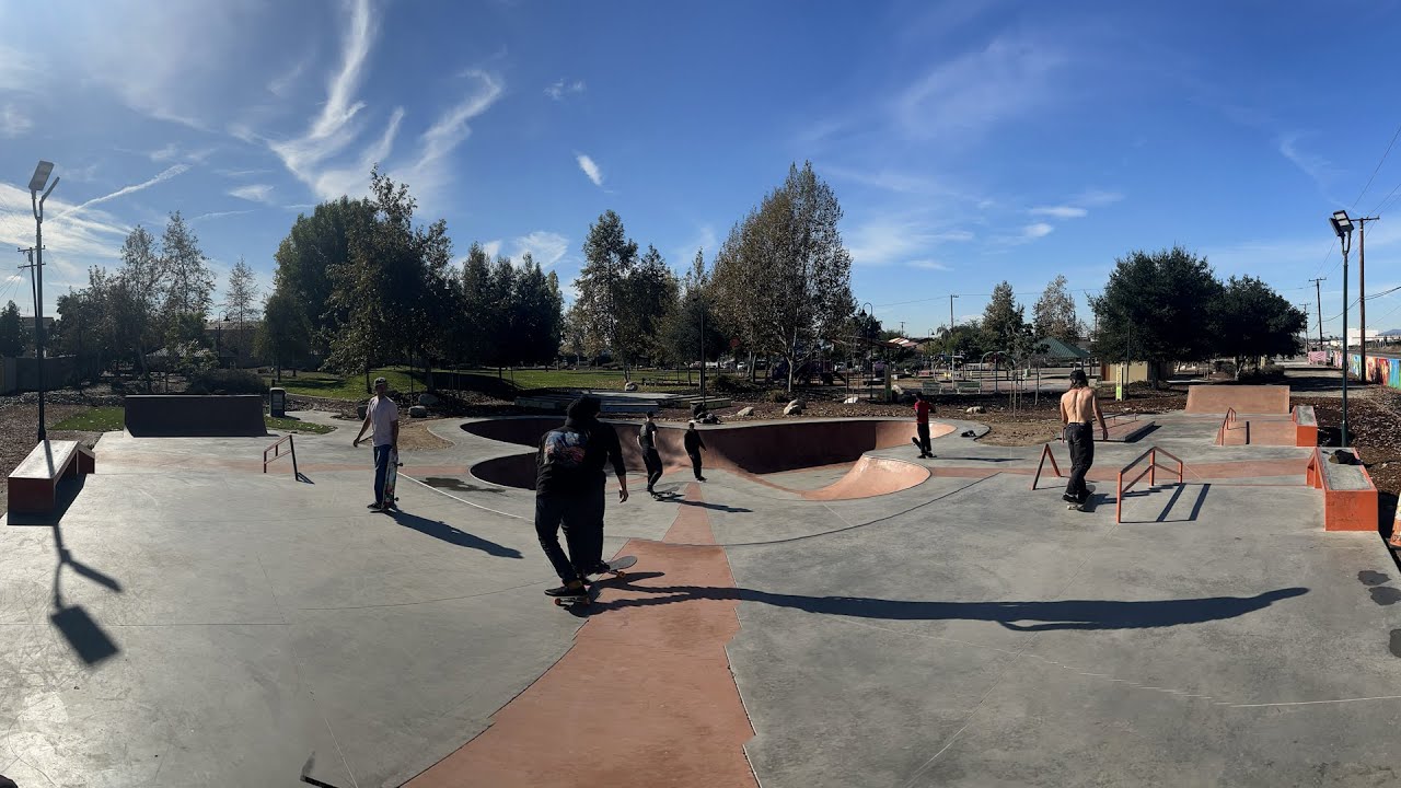 NEW AMAZING SKATEPARK WITH THE POWELL PERALTA TEAM & FRIENDS !!! - NKAVIDS -