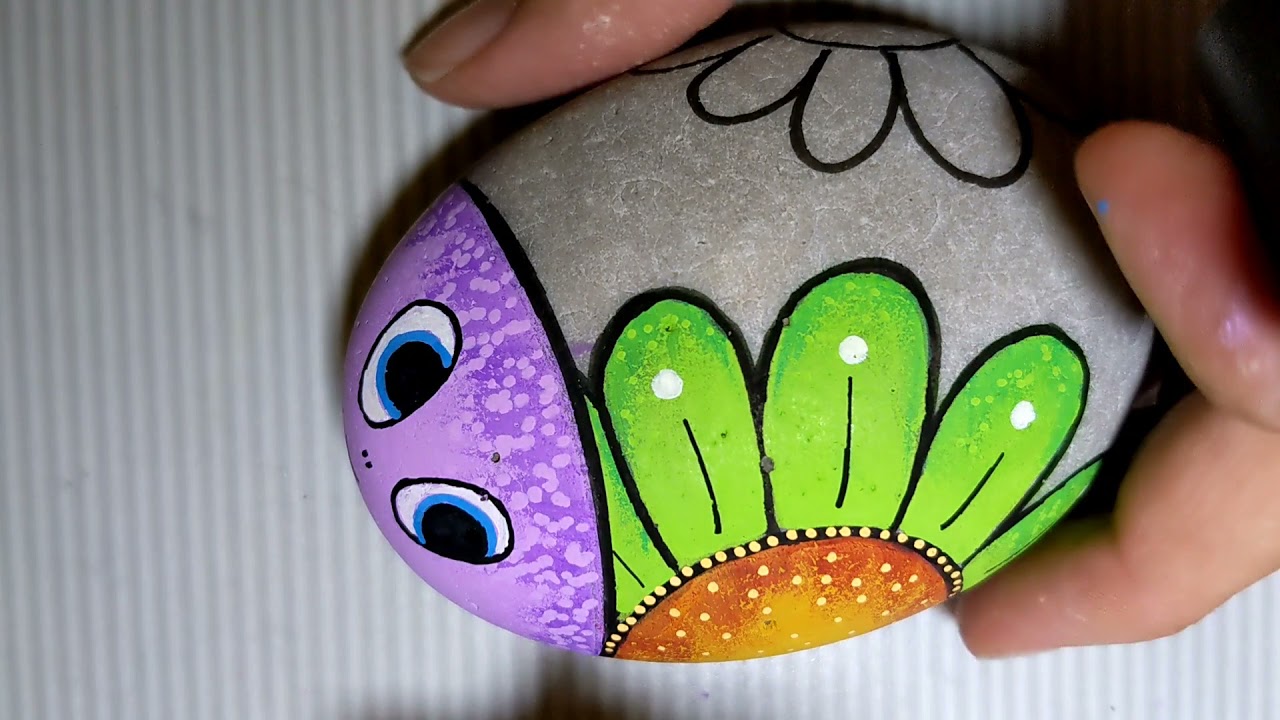How to paint a cute ladybug