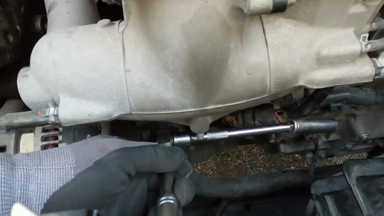 How to Replace the starter on an Acura RDX