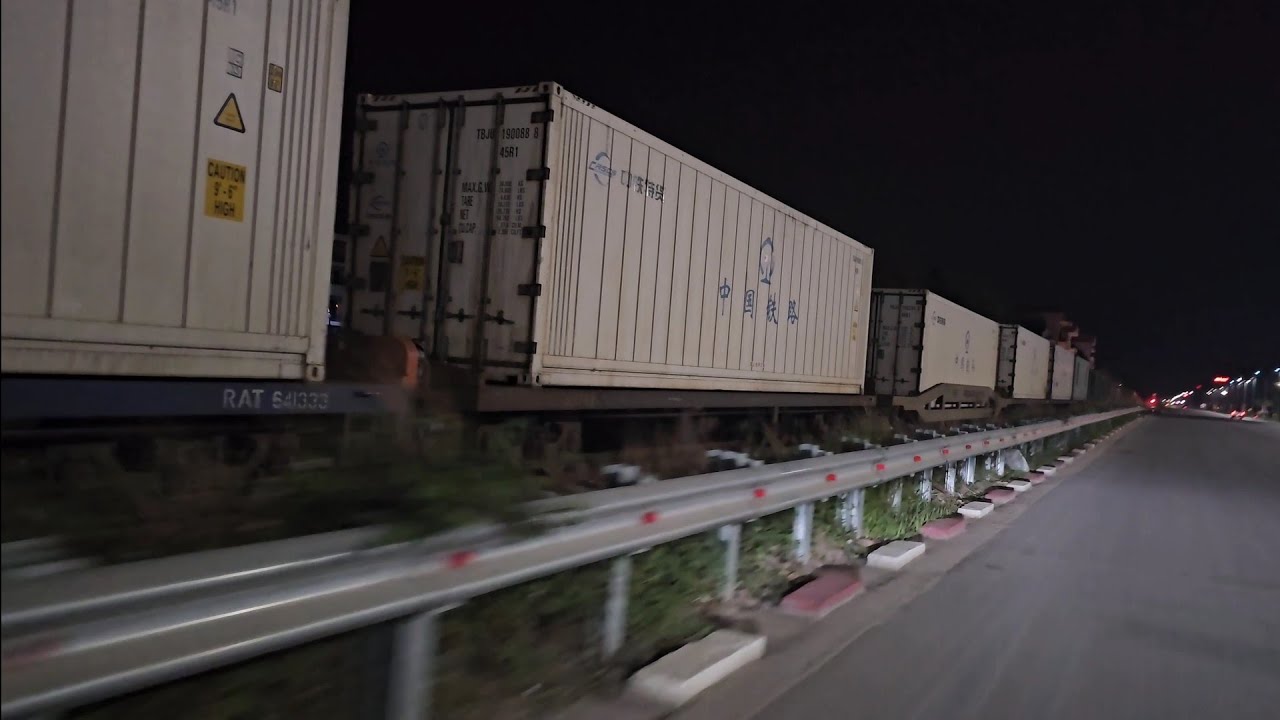 4K TRAIN IN VIETNAM - Lâu rồi có đoàn tàu hỏa, xe lửa 1m kéo dàn công đông lạnh đi Đồng Đăng