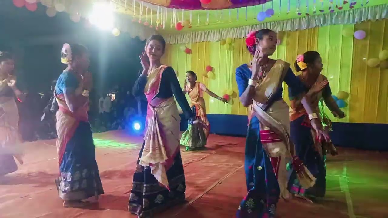 বোৱাৰী আৰু জীয়ৰী নৃত্য প্ৰদৰ্শন cover song 