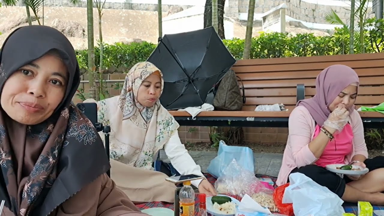 Makan sama rica rica bebek