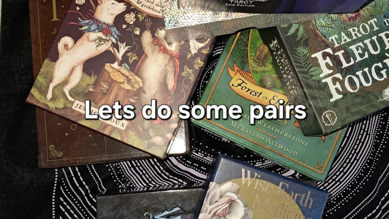 #MakePairsBetweenTime  // Make pairs old with new decks #deckpairs #tarotcollection