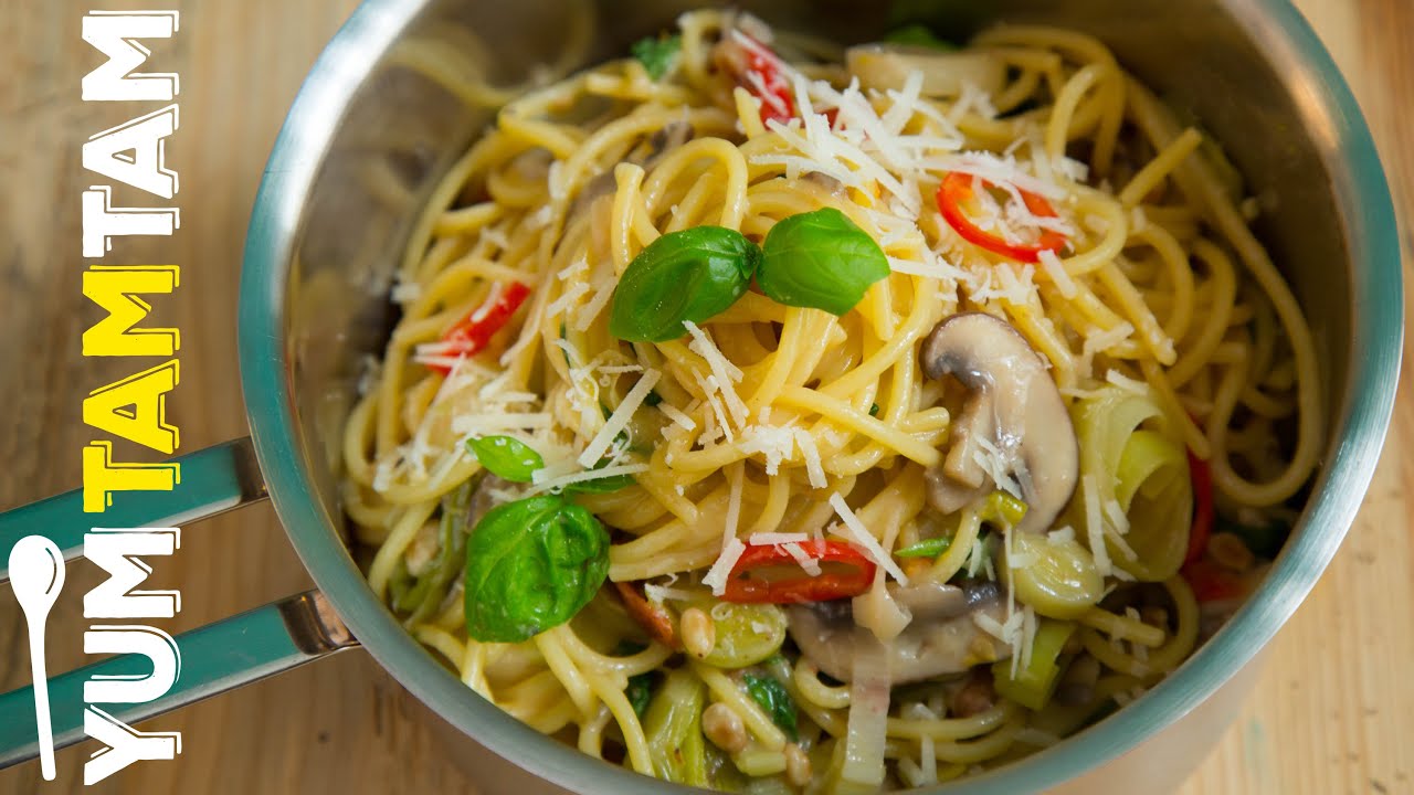 One Pot Pasta // Nudeln mit cremiger Gemüsesauce // #yumtamtam