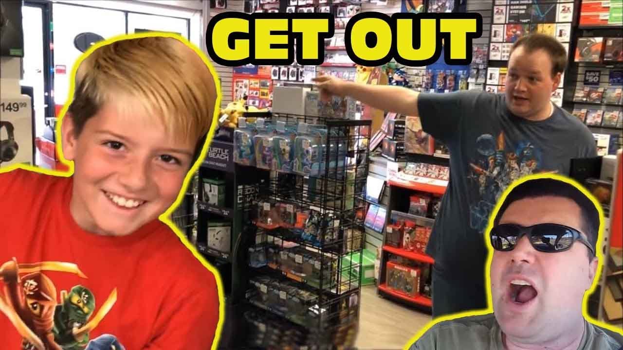 Разгневанный менеджер магазина запретил Kid Temper Tantrum на Gamestop [Оригинал]