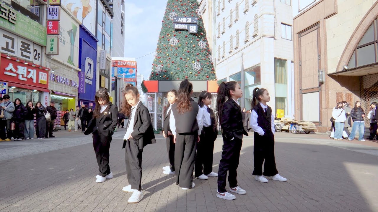 BTS(방탄소년단) - Dynamite | KPOP IN PUBLIC Dance Cover by 피크피스(PCPS)