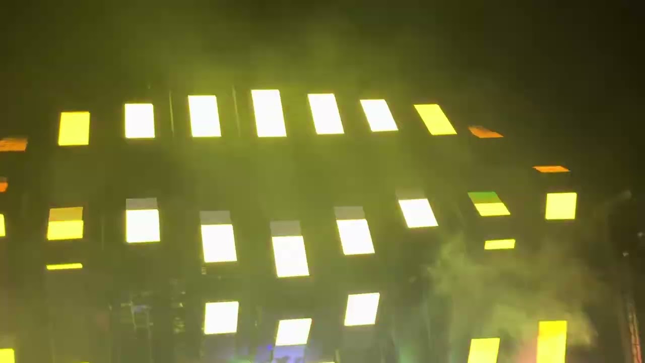 Underworld - Born Slippy .NUXX (Live) at Seismic Dance Event 8.0