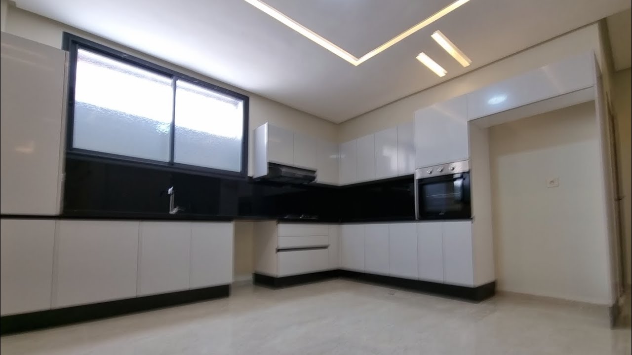 سوبليكس فخم بواجهتين للبيع بفاس حي واد فاس تجزئة باب الأندلس 204م² SOUPLEX À VENDRE À FÉS 2FACES