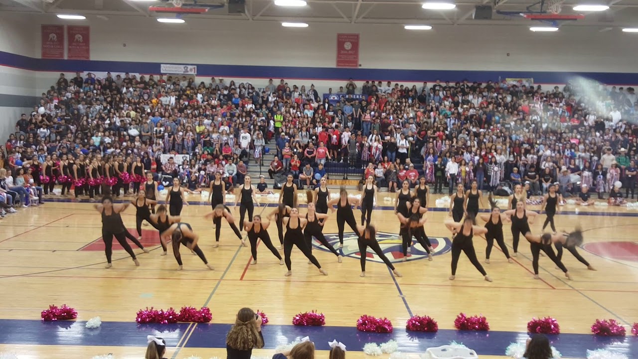 VMHS HOCO Prep Rally 2018 Starline performance!!