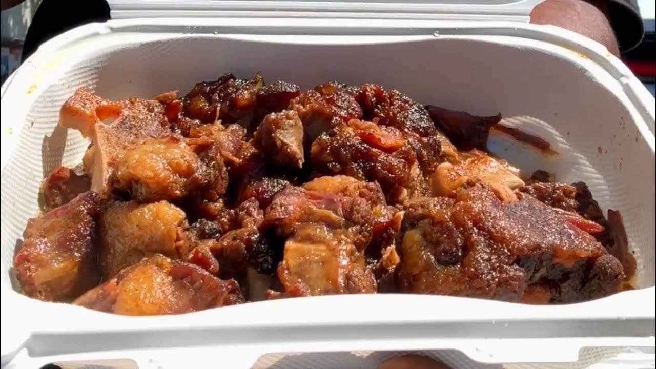 Trying SCENDS Soul Food in Oakland, CA | Hidden Gem Comfort Food!