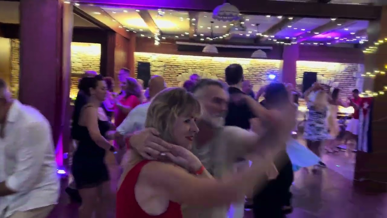 Team Gusto Cubano - Lágrimas Negras (salsa cubana cover, live @ Sopron, HUN) #salsa #timba #bachata