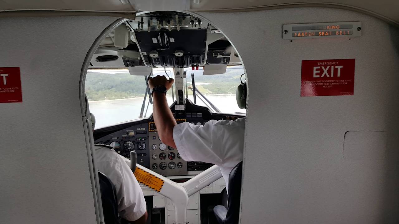 Landing in Kadavu, Fiji (with fijiairways)