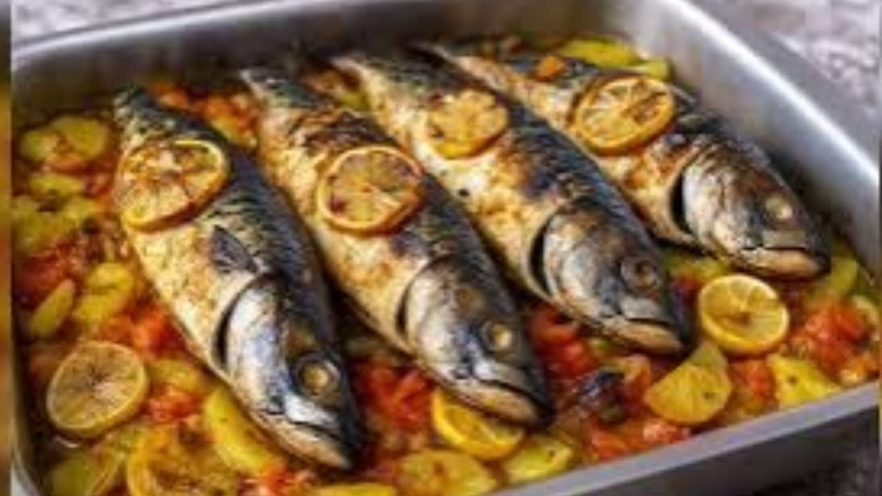 أشهى وأسهل واطعم صنية سمك ماكريل فى الفرن جربيها بطريقتى مش هتندمى 🧅🍅🫑