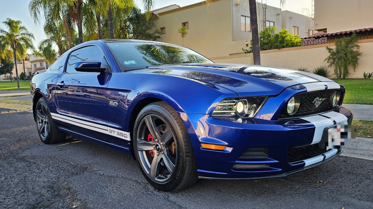 MUSTANG GT 5.0 2013 LO DEJAMOS COMO NUEVO - RADIX GARAGE