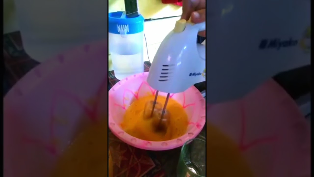 mixer telur dan gula untuk buat kue bolu