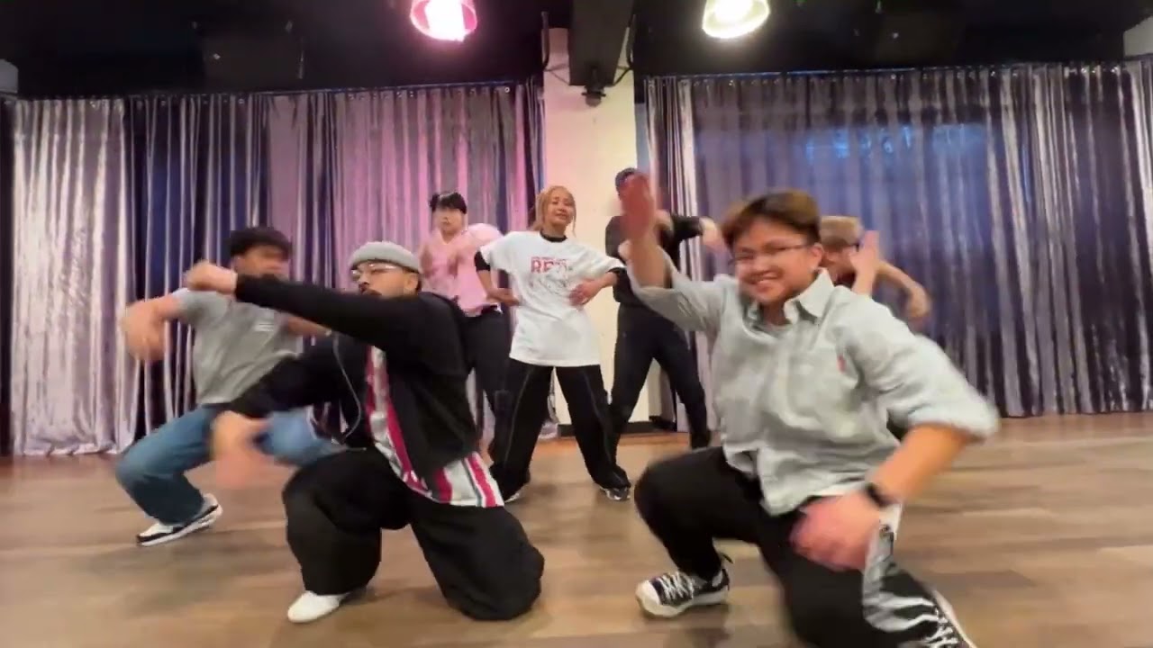 Mawi’s Debut Performance