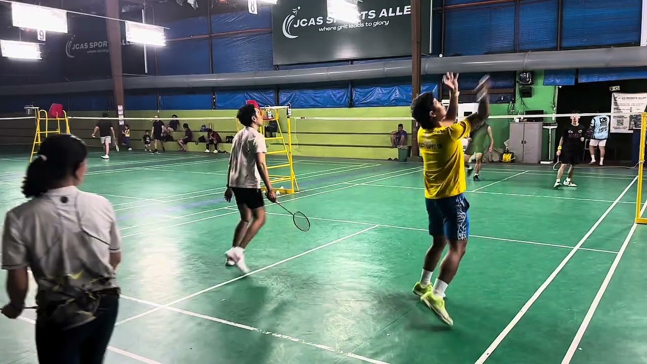 Baddie Buddies Queueing