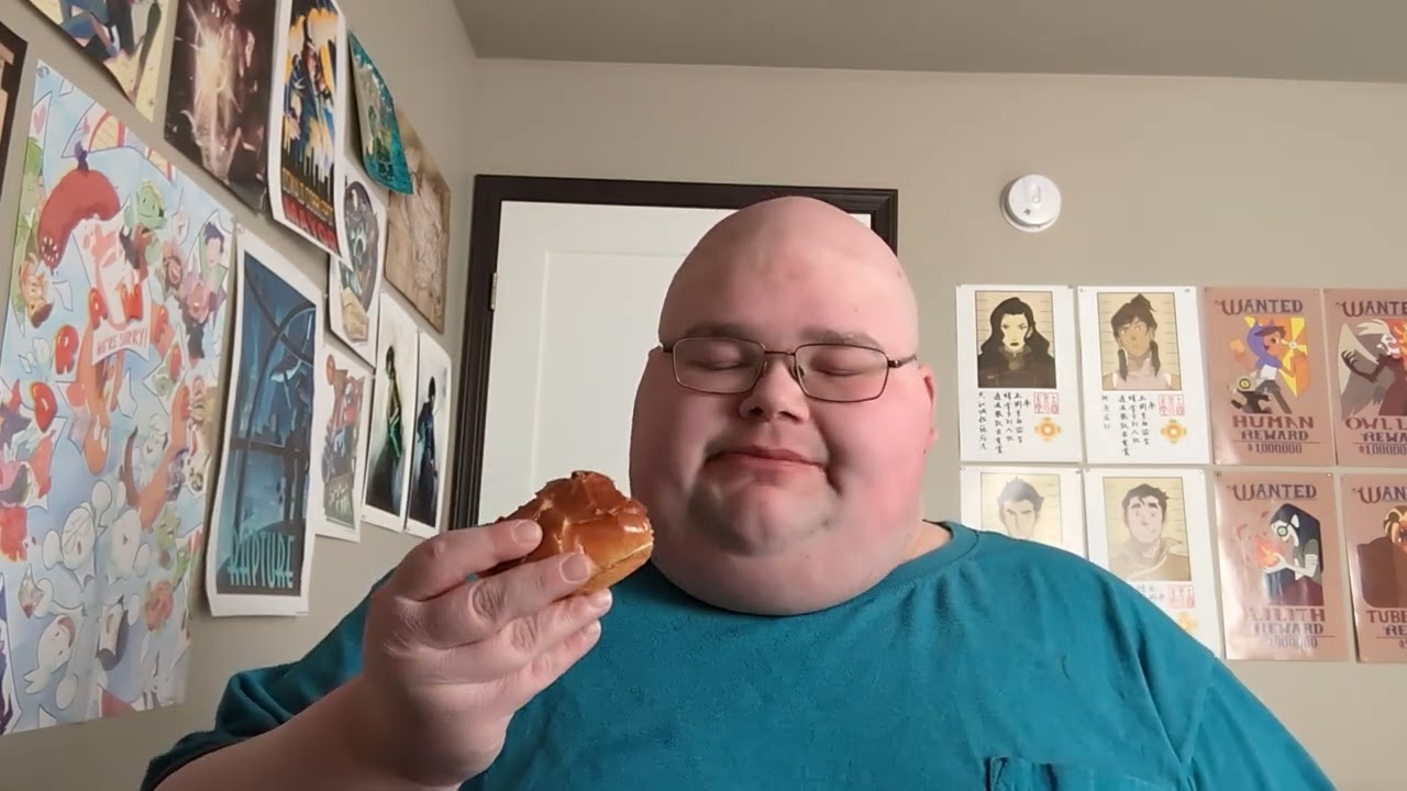 Royce Tries Burger King's Fiery Big Fish