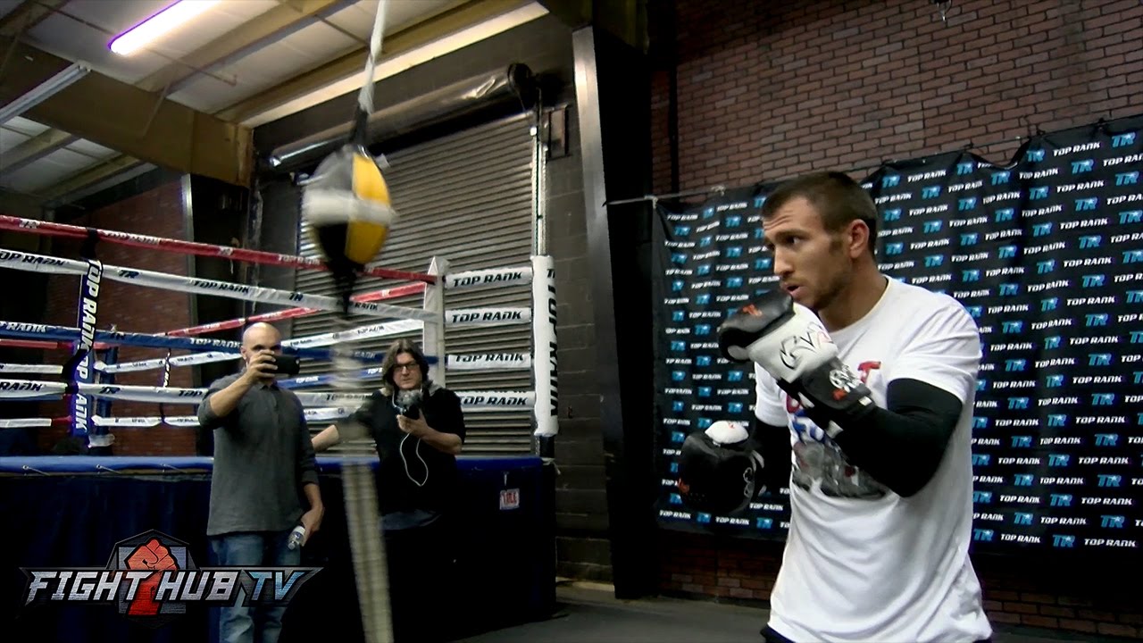 Lomachenko vs. Walters- Vasyl Lomachenko's Media Workout - Mitts, heavy bag & speed bag