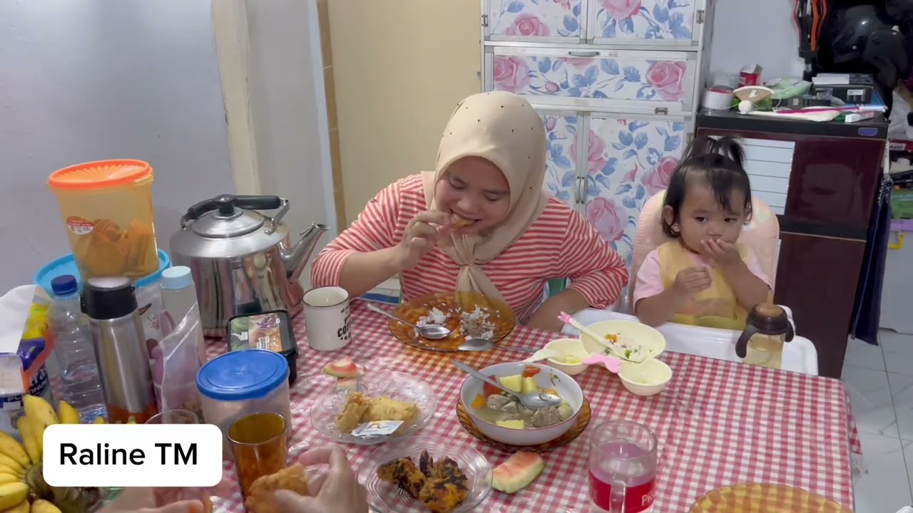 RALINE SUKA SEKALI BUAH SEMANGKA 🍉 💕