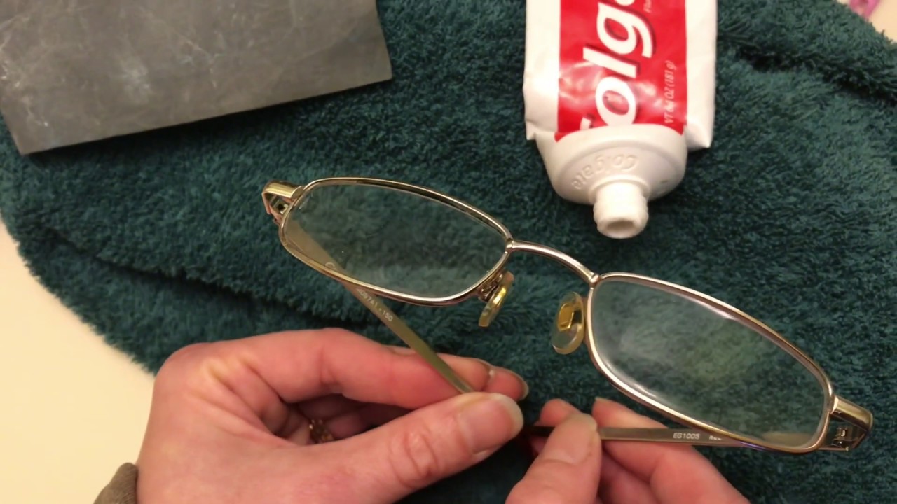 removing SCRATCHES from your glasses using toothpaste