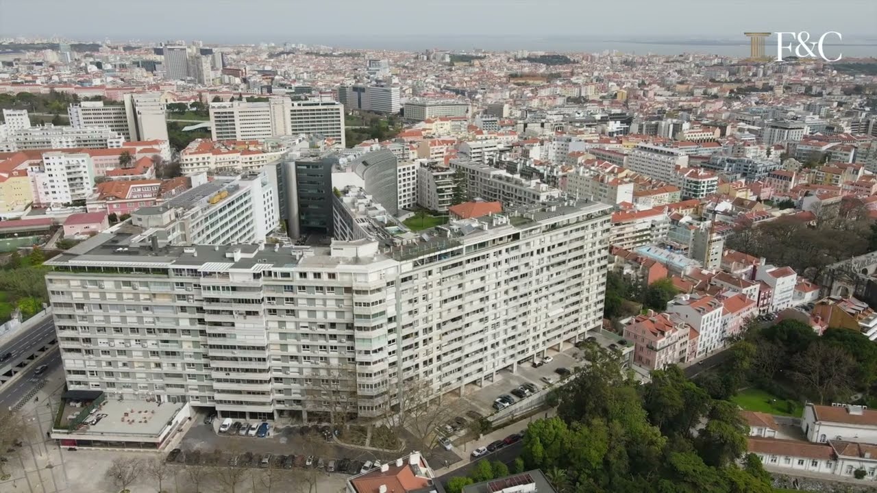 Renovated 3-Bedroom Apartment in the Iconic Entreposto Building | Amoreiras, Lisbon