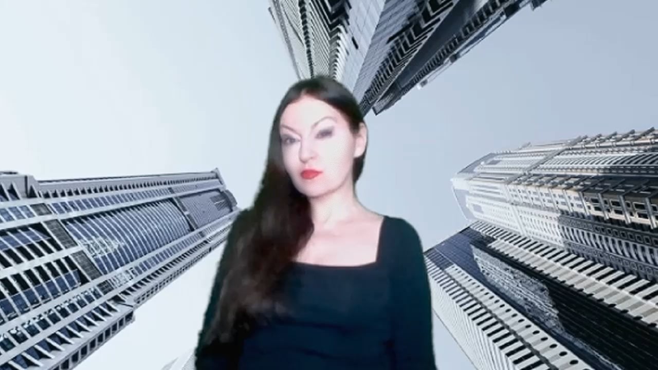 Алина Витухновская: Сексработа — такая же работа, как и другие. Будущее — между человеком и машиной