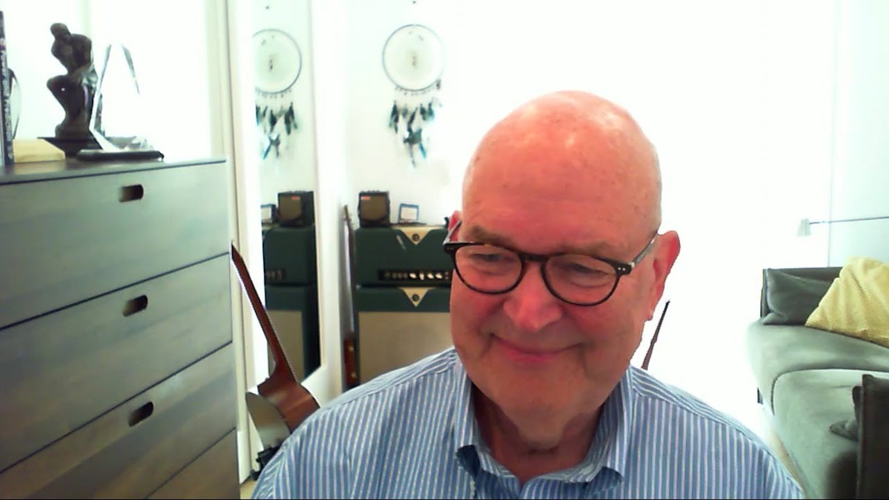 The AI Impact: A Risk Expert's View on the Future of Decision-Making