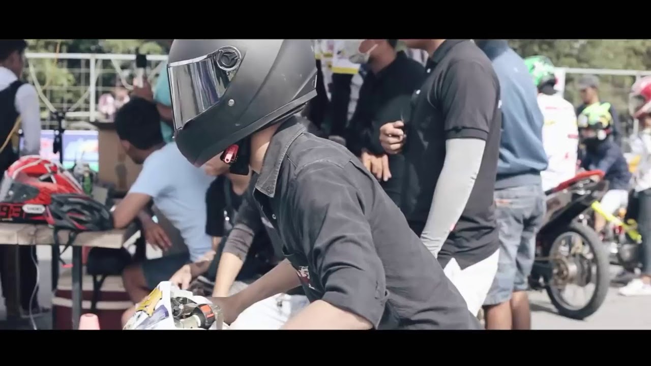 behind a racing &para; Camila Cabello - Havana (feat. Young Thug) [ MV Racing boy]