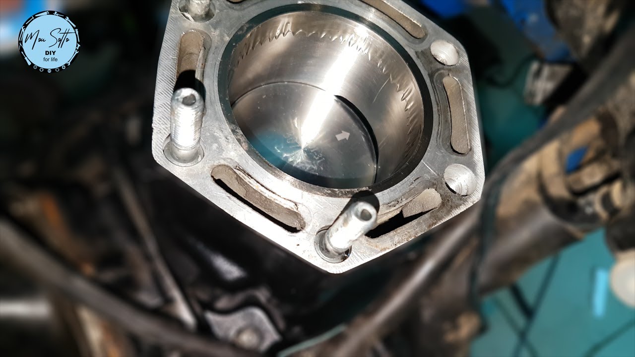 CRM 250  Engine Top End Rebuild #3 | Assembly