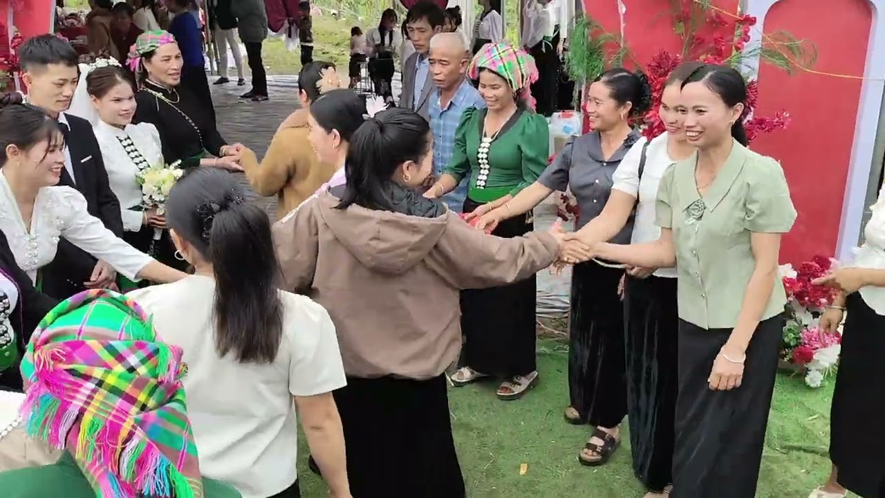 đám cưới Bản là xã mường Kim 