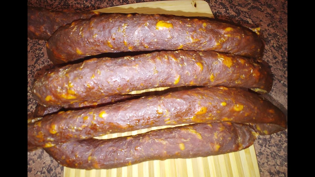 Kiełbasa Sremska - Przysmak z Serbii -  Praktyka u Praktyka