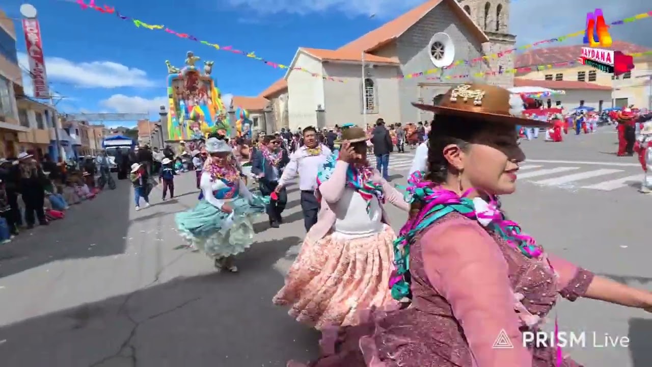 GRAN ENTRADA CARNAVAL Y CHALLA DE  PRODUCTOS YUNGUYO 2026