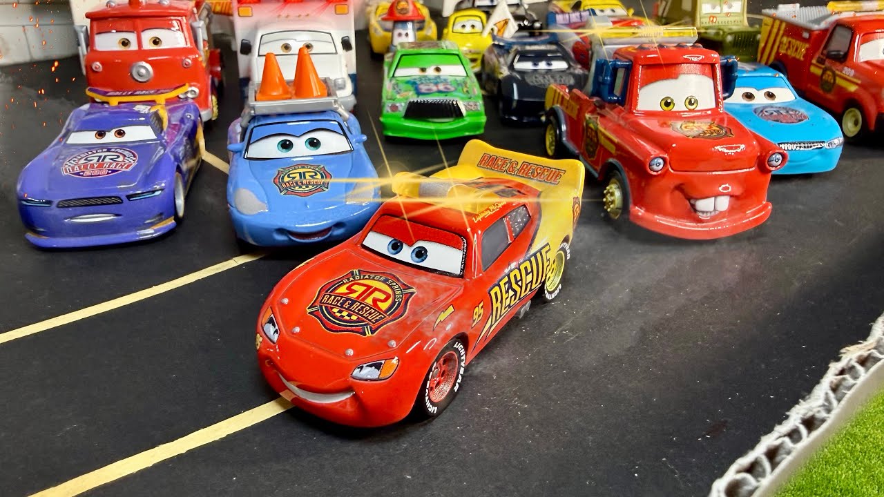 Распаковка и обзор литых моделей машинок Disney Cars Race & Rescue.