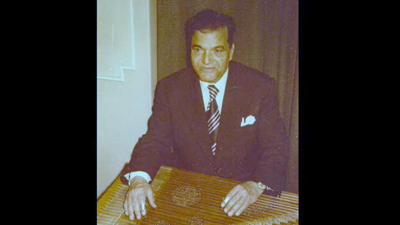 عازف القانون محمد عطيه