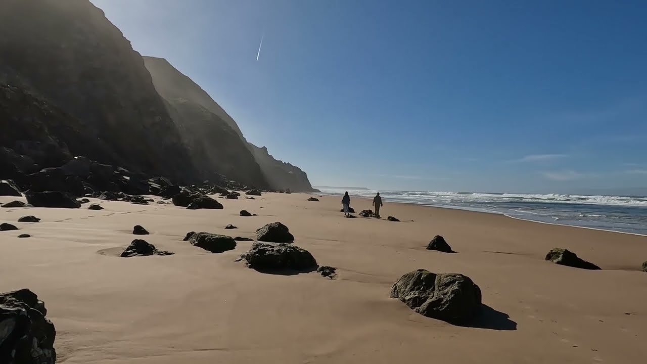 Secluded beach walk in Portugal 🇵🇹