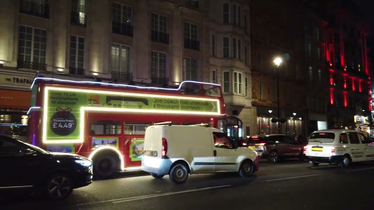 Od Trafalgar Square do Pałacu Buckingham – nocne ikony Londynu