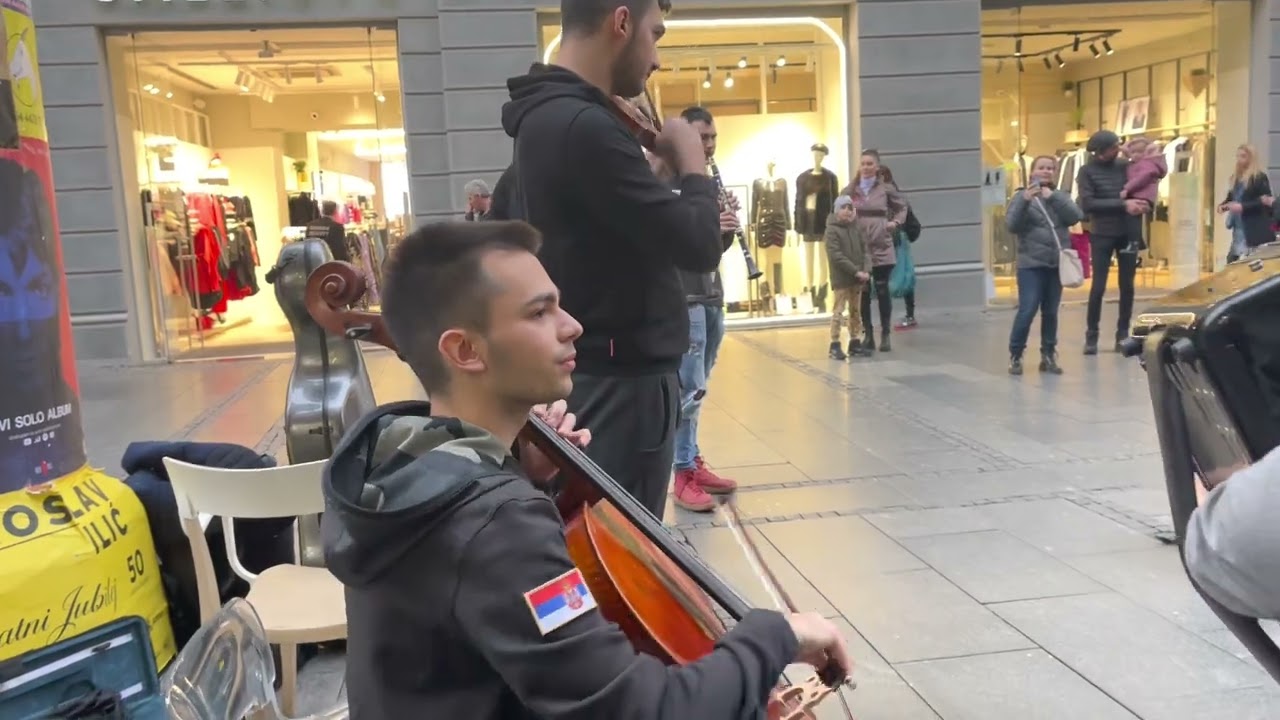 Street music in Belgrade/ Serbia, nekan group