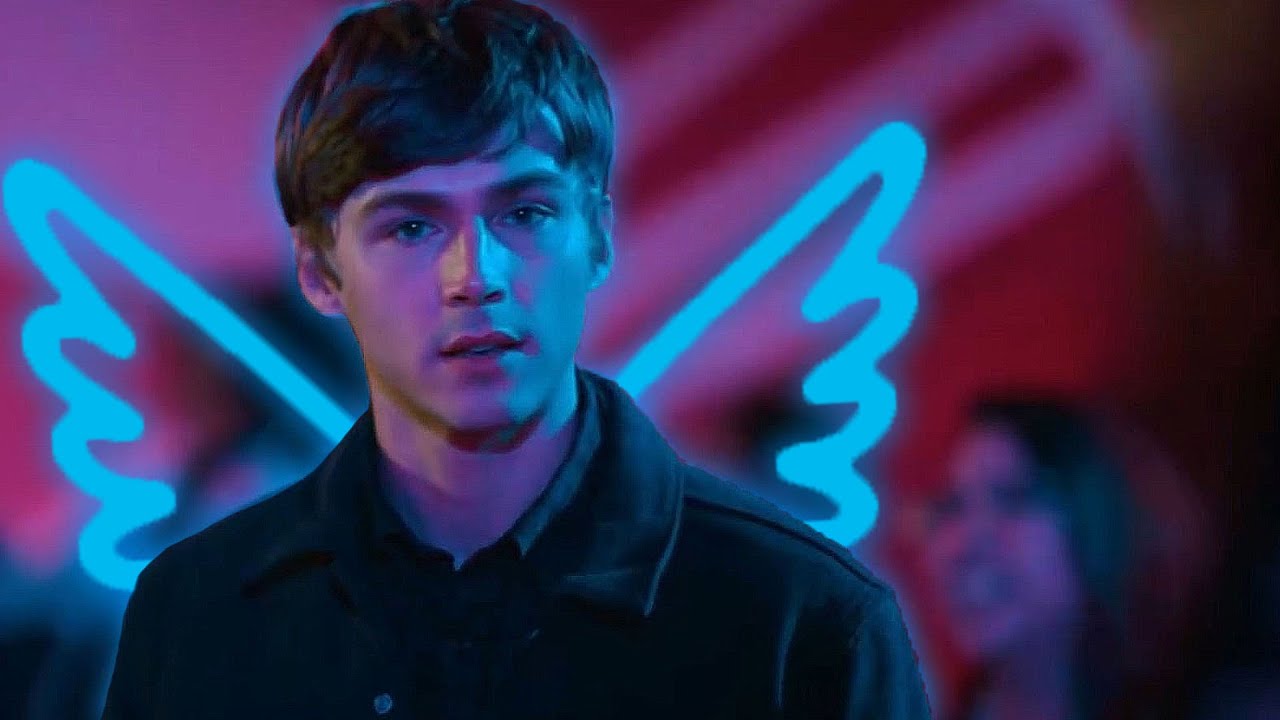 Alex with Zach, Winston and Charlie | 13 Reasons Why | Alex Standall relationships