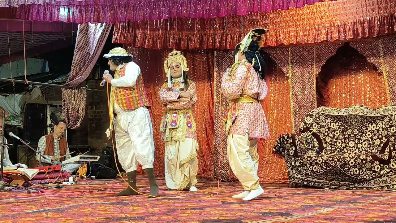 असुर की झांकी में धीरेंद्र निराला जोकर द्वारा धमाकेदार कॉमेडी रामलीला प्रोग्राम सुज़ौर कानपुर देहात 