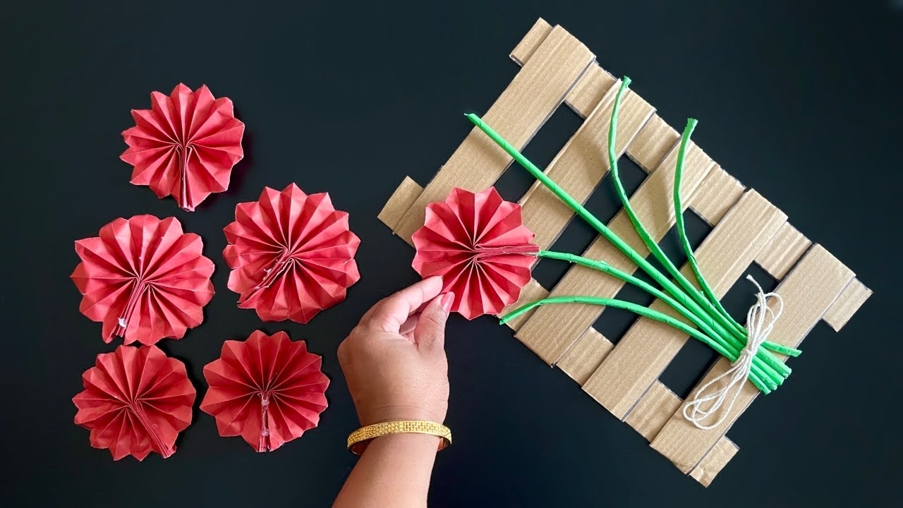 Beautiful and Easy Paper Wall Hanging  / Paper Craft For Home Decoration / Unique Wall Hanging / DIY