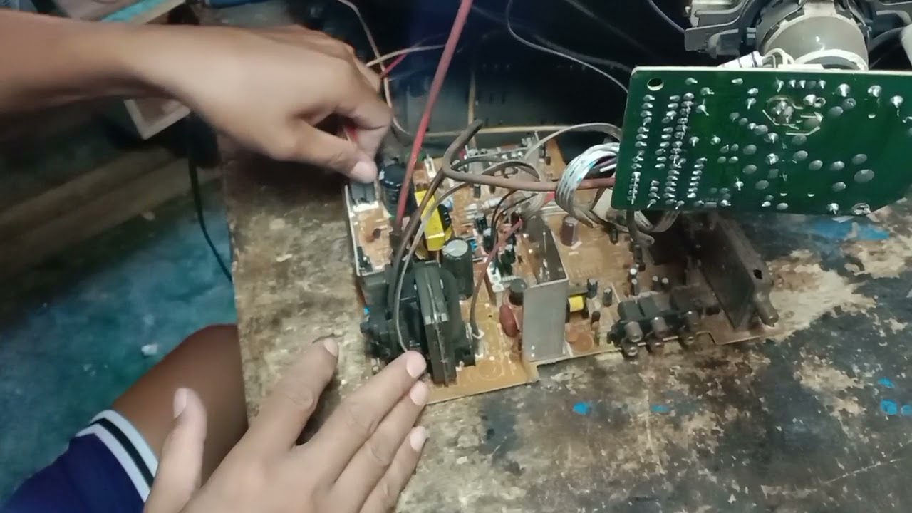 CRT TV DEAD, HORIZONTAL OUTPUT SHORTED