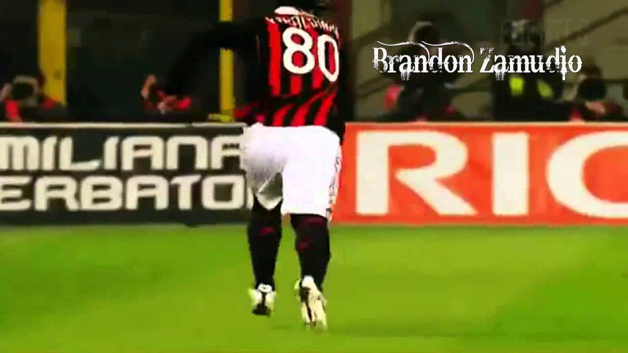 Ronaldinho •  Jugadas & Goles (HD)