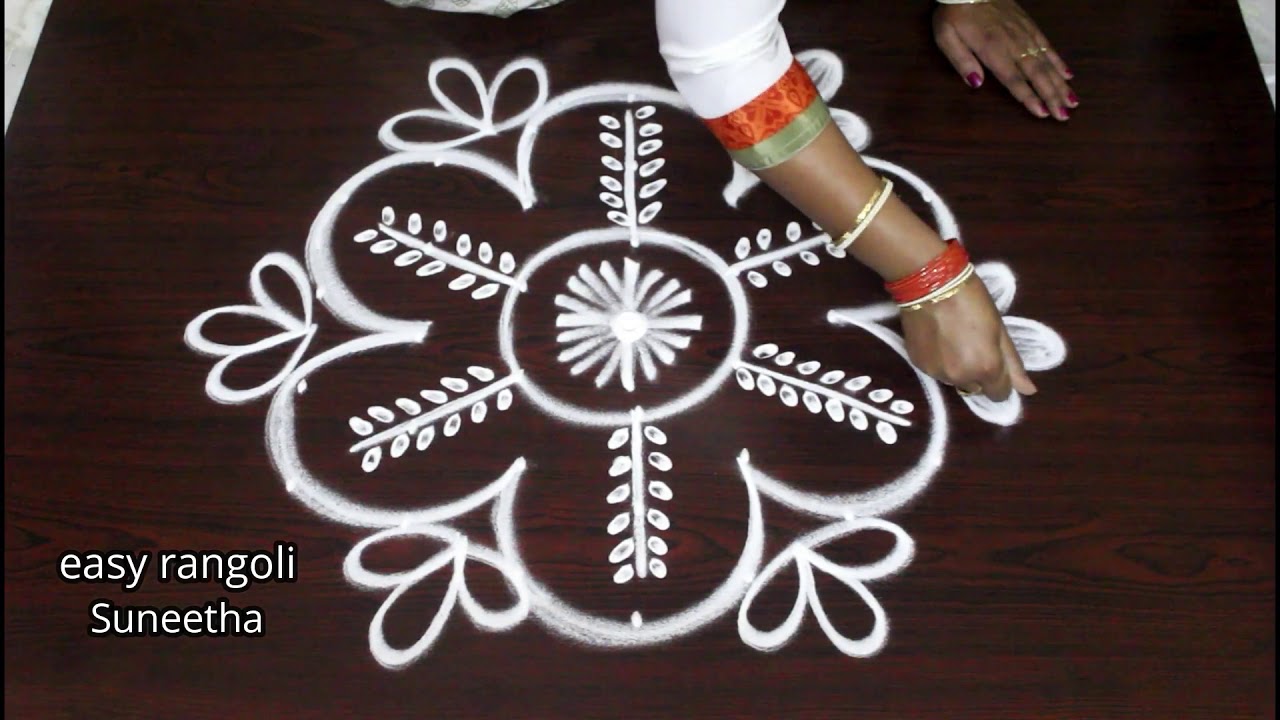 Latest beautiful rangoli kolam designs by Suneetha || easy n simple small muggulu with dots