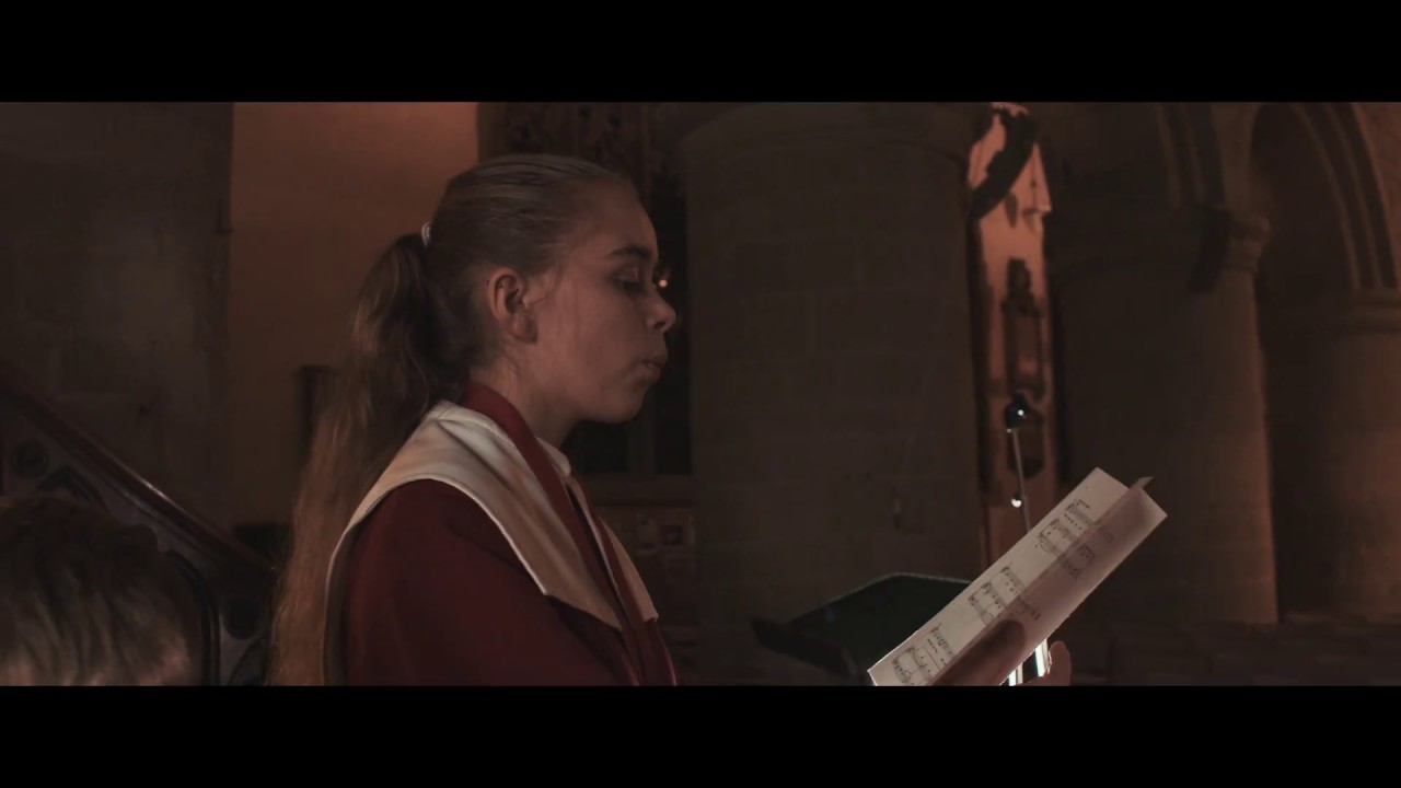 Great Malvern Priory Choir - Child In A Manger Born