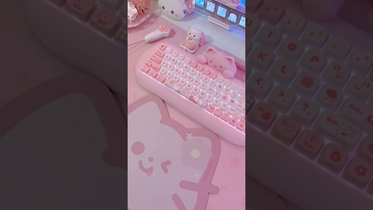 unbox the cutest pink kitty keyboard with me ≽^&bull;⩊&bull;^≼ ₊˚⊹♡ #yunziikeyboard #cute #shorts