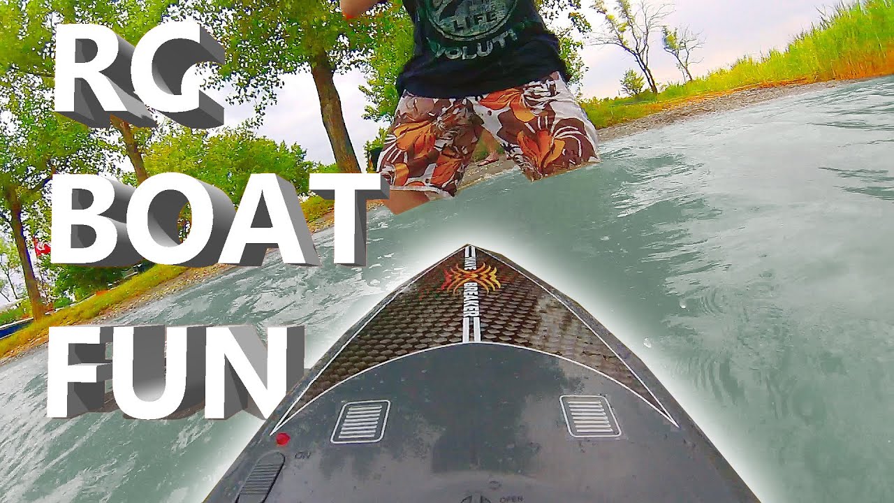 Summer splash - RC Boat Reely Wavebreaker - Tom's RC Adventures
