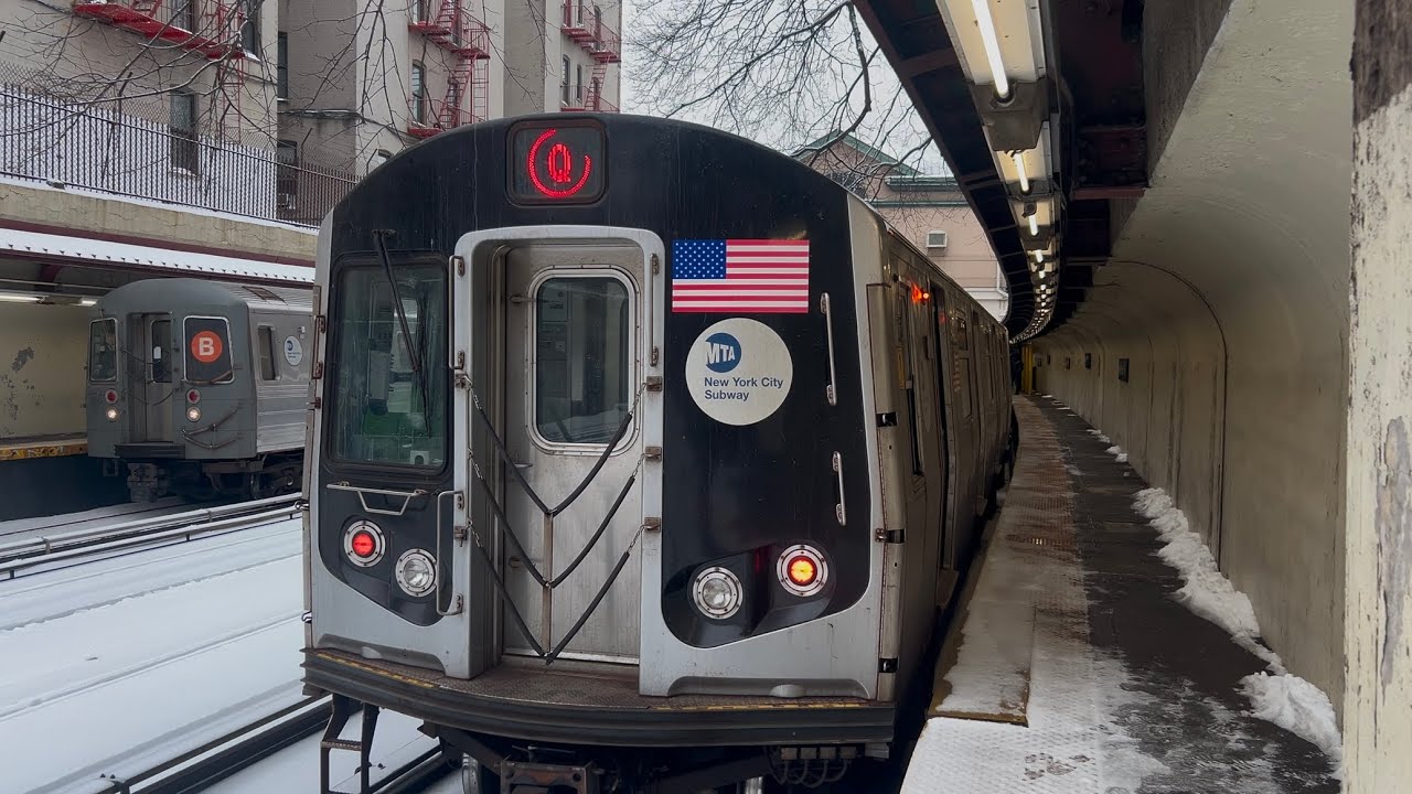 4K⁶⁰ Winter Storm Fern aftermath: B/Q train action at Beverley Rd (R46, R68/A, R160A-2, R211A)